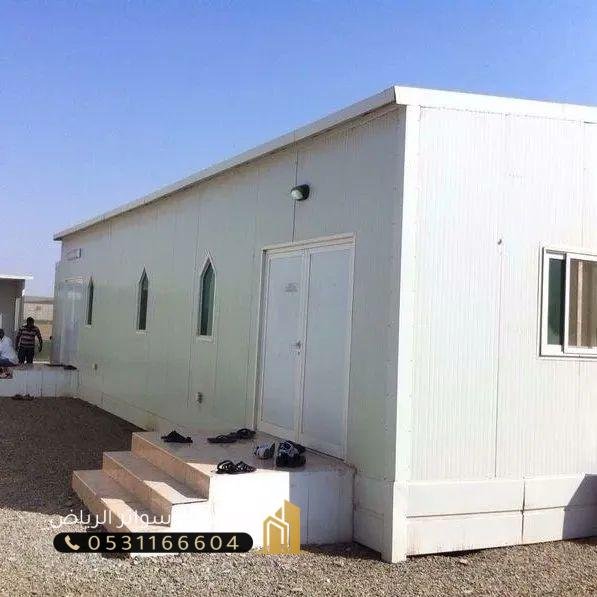 سندوتش-بنل-26 أفضل شركة تركيب أسطح ساندوتش بانل في الرياض